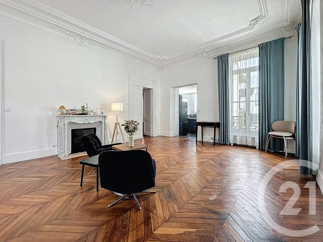 Appartement F3 à vendre - 3 pièces - 81 m2 - Versailles - 78 - ILE-DE-FRANCE