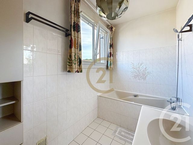 Maison à vendre - 5 pièces - 130,41 m2 - Versailles - 78 - ILE-DE-FRANCE