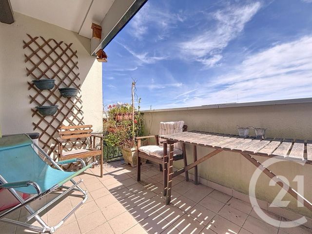 Appartement F4 à vendre - 4 pièces - 84,27 m2 - Velizy Villacoublay - 78 - ILE-DE-FRANCE