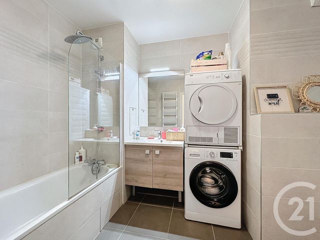 Appartement F4 à vendre - 4 pièces - 97 m2 - Rocquencourt - 78 - ILE-DE-FRANCE