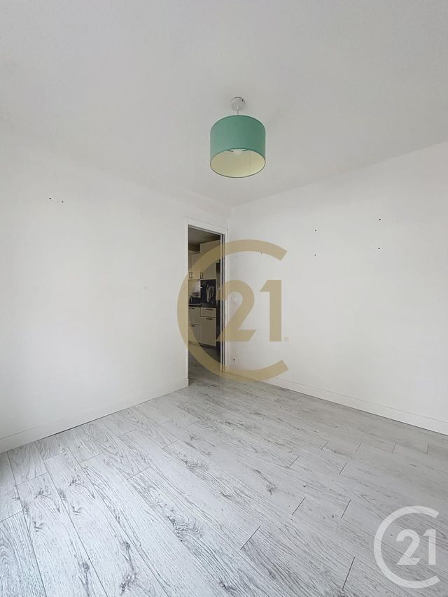 Appartement Duplex à louer - 3 pièces - 47,54 m2 - Versailles - 78 - ILE-DE-FRANCE