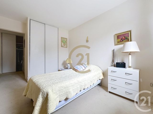 Appartement à vendre - 2 pièces - 44,83 m2 - Le Chesnay - 78 - ILE-DE-FRANCE