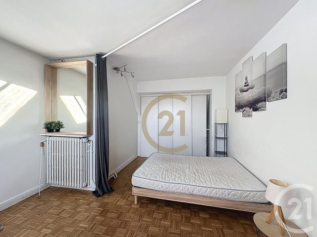 Appartement Duplex à louer - 2 pièces - 50,71 m2 - Versailles - 78 - ILE-DE-FRANCE
