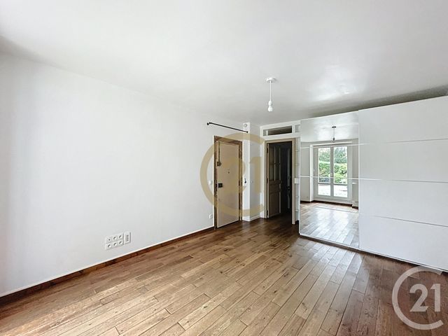 Appartement F3 &agrave; louer - 3 pi&egrave;ces - 46,70 m2 - Versailles - 78 - ILE-DE-FRANCE