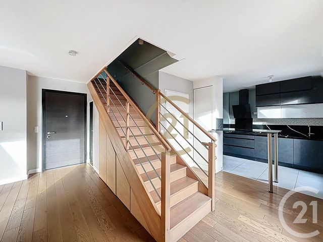 Appartement Duplex &agrave; louer - 3 pi&egrave;ces - 81,88 m2 - Versailles - 78 - ILE-DE-FRANCE