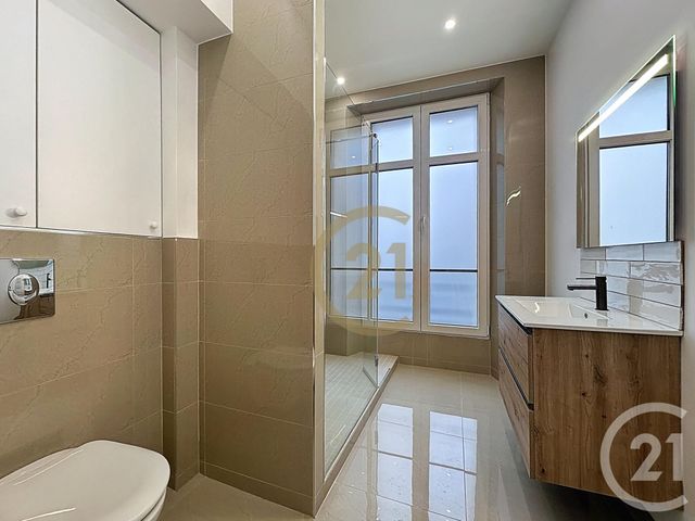 Appartement F1 &agrave; louer - 2 pi&egrave;ces - 40 m2 - Versailles - 78 - ILE-DE-FRANCE