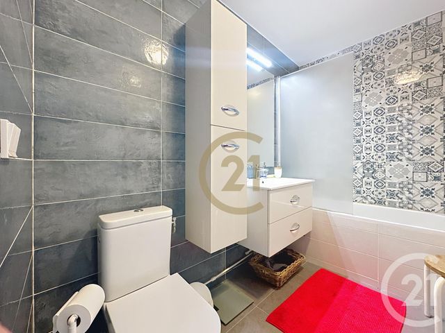 Appartement F4 &agrave; louer - 4 pi&egrave;ces - 95,86 m2 - Le Chesnay - 78 - ILE-DE-FRANCE