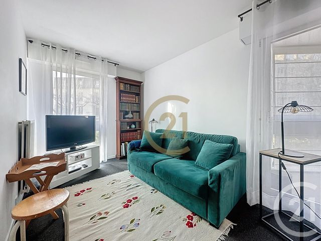 Appartement F4 &agrave; louer - 4 pi&egrave;ces - 95,86 m2 - Le Chesnay - 78 - ILE-DE-FRANCE