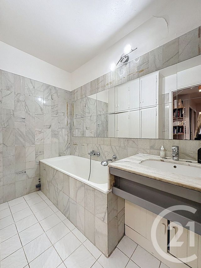 Appartement F5 &agrave; vendre - 5 pi&egrave;ces - 94,92 m2 - Versailles - 78 - ILE-DE-FRANCE