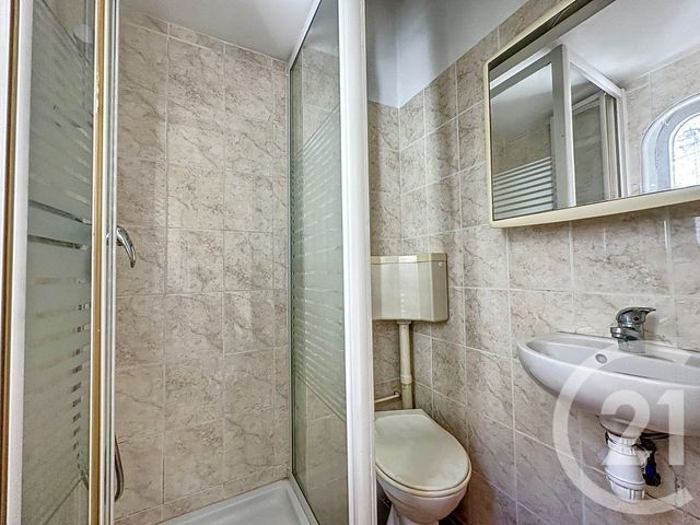 Débarras &agrave; vendre - 1 pi&egrave;ce - 7,76 m2 - Versailles - 78 - ILE-DE-FRANCE