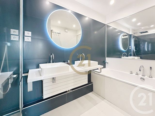 Appartement F5 &agrave; vendre - 5 pi&egrave;ces - 102,77 m2 - Versailles - 78 - ILE-DE-FRANCE