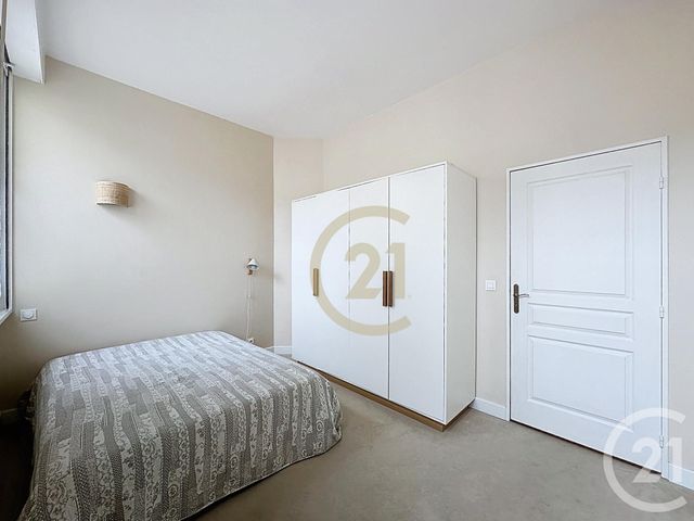 Appartement F3 &agrave; louer - 3 pi&egrave;ces - 67,73 m2 - Versailles - 78 - ILE-DE-FRANCE