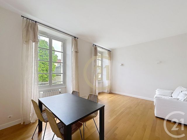 Appartement F3 &agrave; louer - 3 pi&egrave;ces - 67,73 m2 - Versailles - 78 - ILE-DE-FRANCE