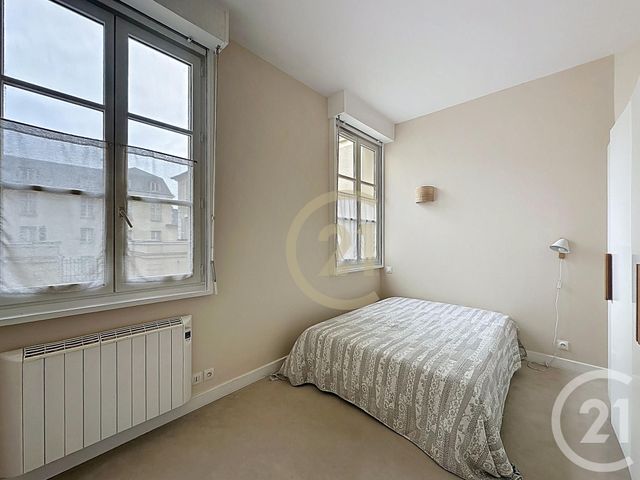 Appartement F3 &agrave; louer - 3 pi&egrave;ces - 67,73 m2 - Versailles - 78 - ILE-DE-FRANCE