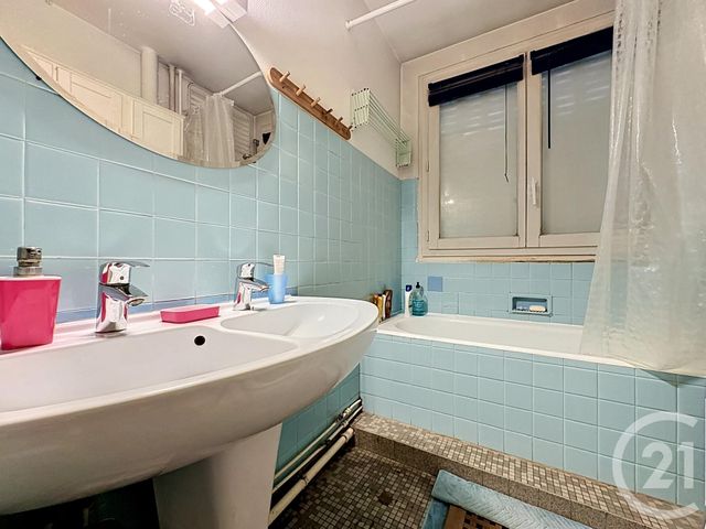 Appartement F4 &agrave; vendre - 4 pi&egrave;ces - 80,04 m2 - Versailles - 78 - ILE-DE-FRANCE