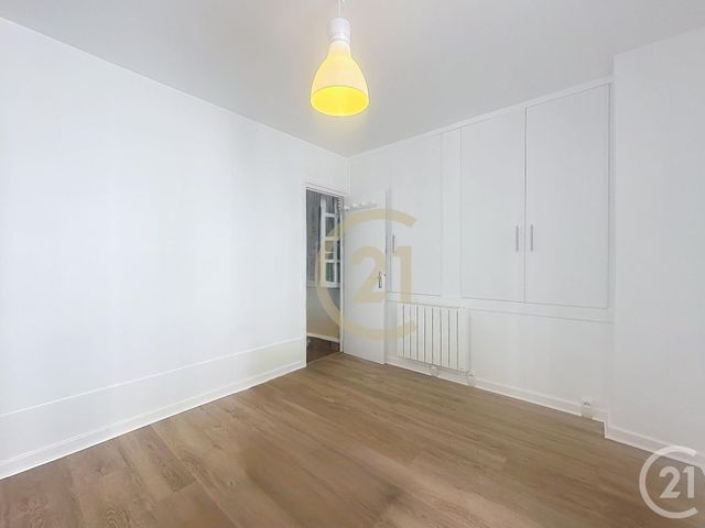 Appartement F1 &agrave; louer - 1 pi&egrave;ce - 14,40 m2 - Versailles - 78 - ILE-DE-FRANCE