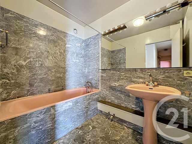 Appartement &agrave; vendre - 5 pi&egrave;ces - 102,83 m2 - Versailles - 78 - ILE-DE-FRANCE