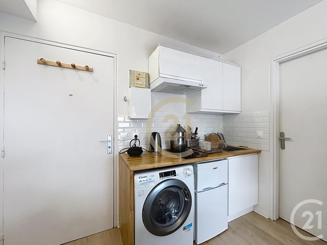 Appartement F1 &agrave; louer - 1 pi&egrave;ce - 15,84 m2 - Le Chesnay - 78 - ILE-DE-FRANCE