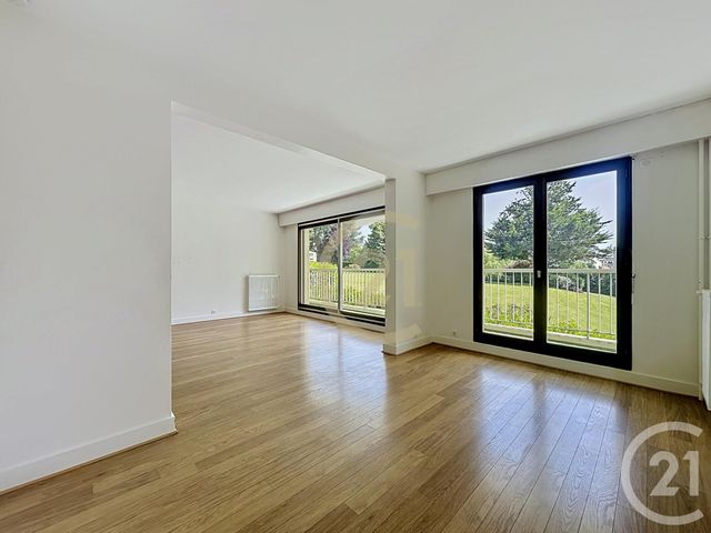 Appartement &agrave; louer - 6 pi&egrave;ces - 117,27 m2 - Versailles - 78 - ILE-DE-FRANCE