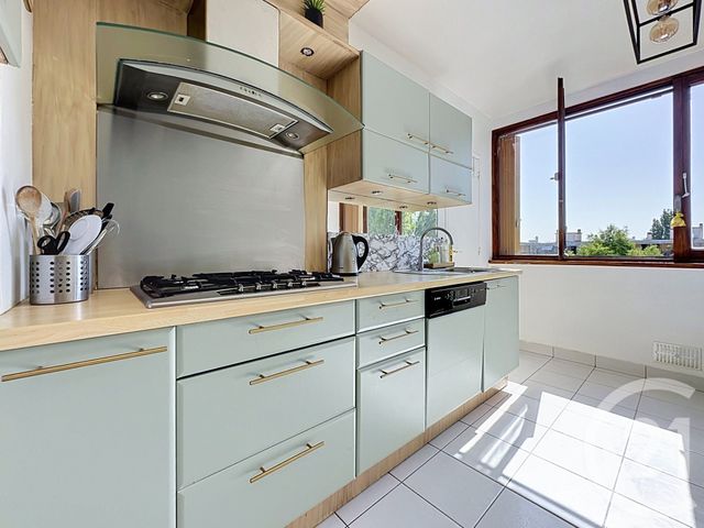Appartement T5 &agrave; vendre - 6 pi&egrave;ces - 122,16 m2 - Fontenay Le Fleury - 78 - ILE-DE-FRANCE