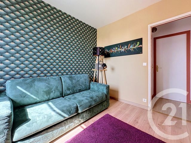 Appartement T5 &agrave; louer - 6 pi&egrave;ces - 122,16 m2 - Fontenay Le Fleury - 78 - ILE-DE-FRANCE
