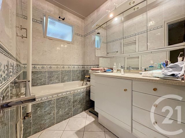 Appartement T4 &agrave; vendre - 4 pi&egrave;ces - 86,54 m2 - Versailles - 78 - ILE-DE-FRANCE