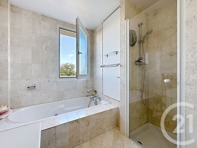 Appartement F5 &agrave; vendre - 5 pi&egrave;ces - 96,57 m2 - 78 - ILE-DE-FRANCE