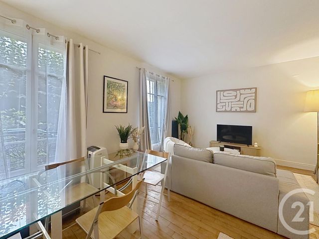 Appartement F2 &agrave; louer - 2 pi&egrave;ces - 46,87 m2 - Le Chesnay - 78 - ILE-DE-FRANCE