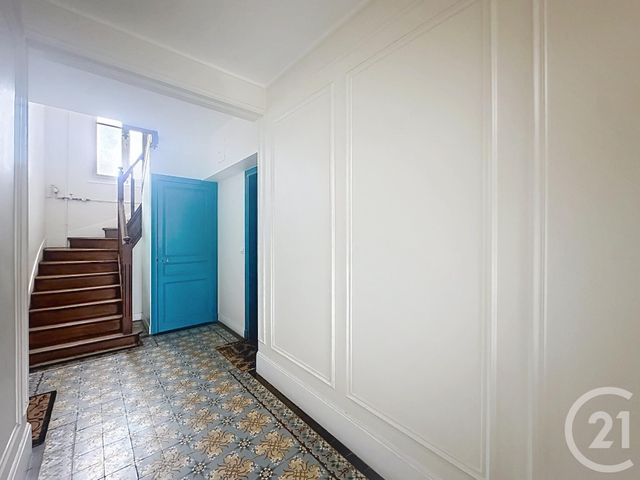 Appartement F2 &agrave; louer - 2 pi&egrave;ces - 46,87 m2 - Le Chesnay - 78 - ILE-DE-FRANCE