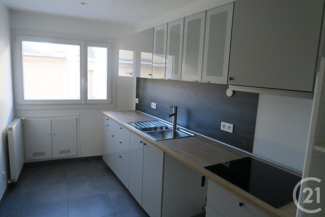 Appartement F3 &agrave; louer - 3 pi&egrave;ces - 81,01 m2 - Versailles - 78 - ILE-DE-FRANCE