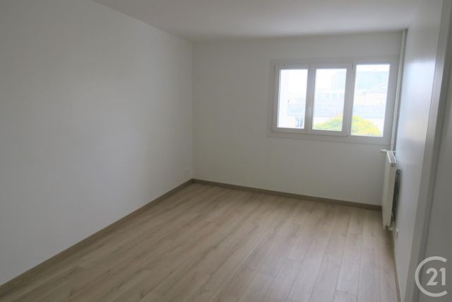 Appartement F3 &agrave; louer - 3 pi&egrave;ces - 81,01 m2 - Versailles - 78 - ILE-DE-FRANCE