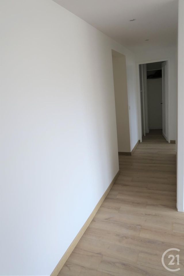 Appartement F3 &agrave; louer - 3 pi&egrave;ces - 81,01 m2 - Versailles - 78 - ILE-DE-FRANCE