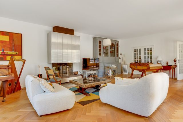 Maison à vendre - 8 pièces - 250 m2 - Versailles - 78 - ILE-DE-FRANCE