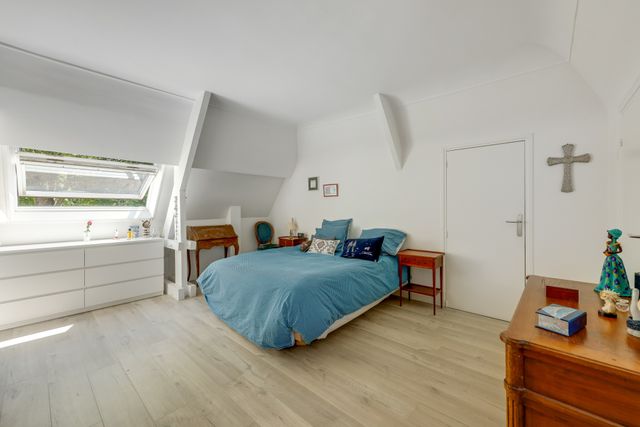 Maison à vendre - 8 pièces - 250 m2 - Versailles - 78 - ILE-DE-FRANCE