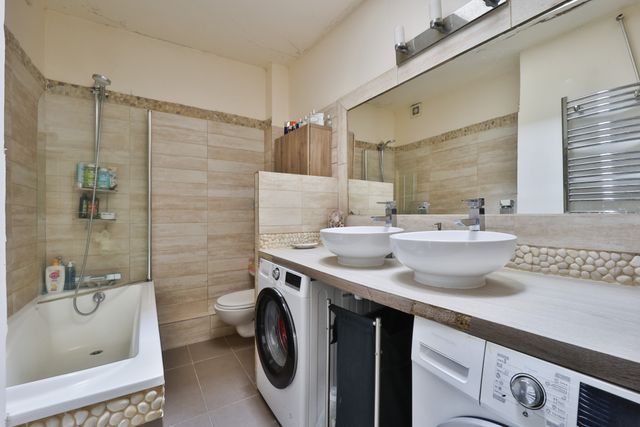 Appartement à vendre - 6 pièces - 133,24 m2 - Versailles - 78 - ILE-DE-FRANCE