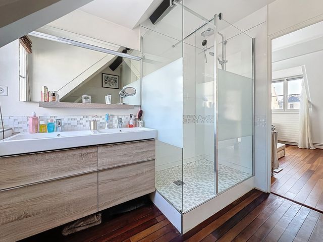 Appartement F6 &agrave; vendre - 6 pi&egrave;ces - 136,07 m2 - Versailles - 78 - ILE-DE-FRANCE