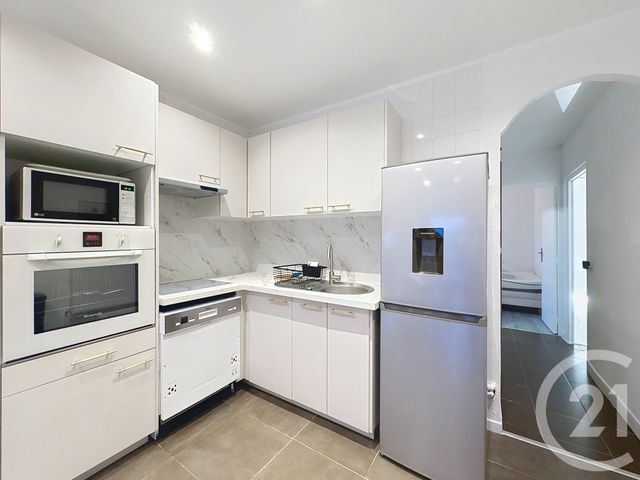 Appartement F4 &agrave; louer - 4 pi&egrave;ces - 63,41 m2 - Gujan Mestras - 33 - AQUITAINE