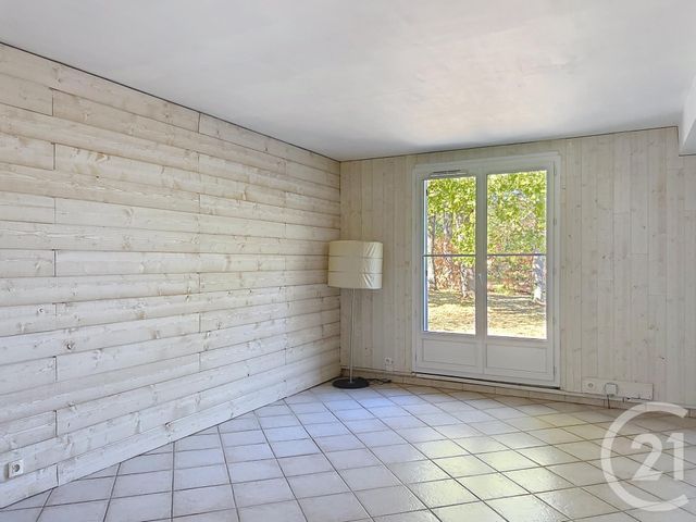 Maison &agrave; louer - 4 pi&egrave;ces - 80,63 m2 - St Fargeau Ponthierry - 77 - ILE-DE-FRANCE