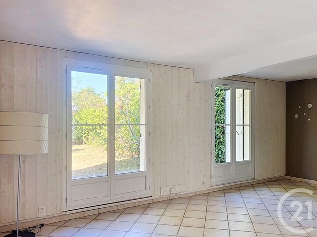 Maison &agrave; louer - 4 pi&egrave;ces - 80,63 m2 - St Fargeau Ponthierry - 77 - ILE-DE-FRANCE