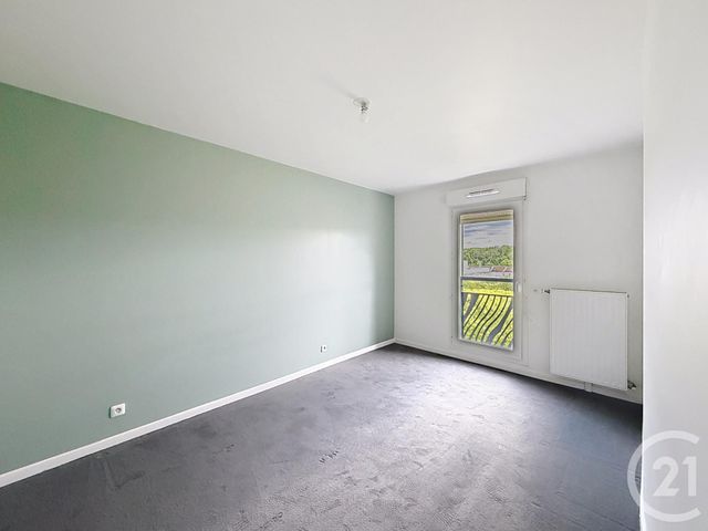 Appartement F2 &agrave; louer - 2 pi&egrave;ces - 44,65 m2 - St Fargeau Ponthierry - 77 - ILE-DE-FRANCE