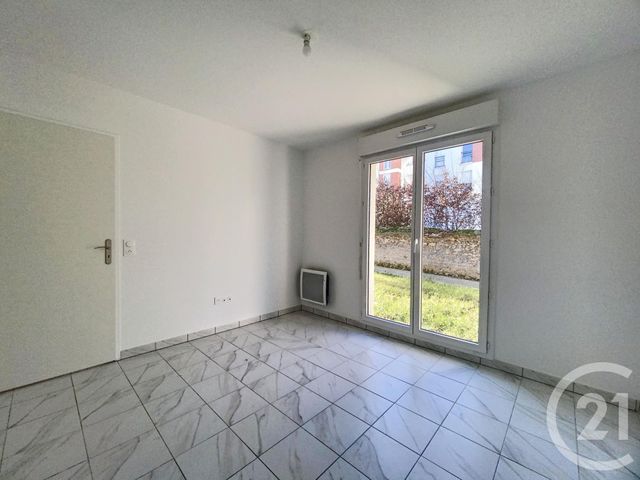 Appartement F2 &agrave; vendre - 2 pi&egrave;ces - 41,81 m2 - St Fargeau Ponthierry - 77 - ILE-DE-FRANCE