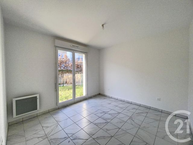 Appartement F2 &agrave; vendre - 2 pi&egrave;ces - 41,81 m2 - St Fargeau Ponthierry - 77 - ILE-DE-FRANCE