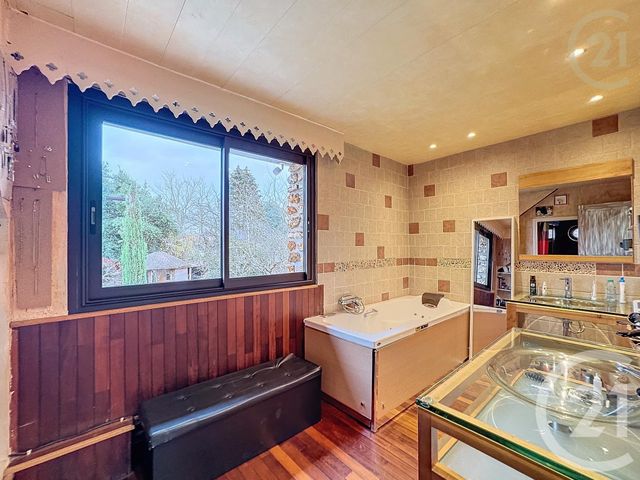 Maison à vendre - 11 pièces - 249,09 m2 - Pringy - 77 - ILE-DE-FRANCE