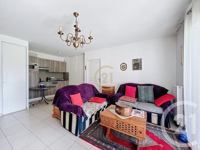 Appartement F2 à vendre - 2 pièces - 41,47 m2 - Pringy - 77 - ILE-DE-FRANCE