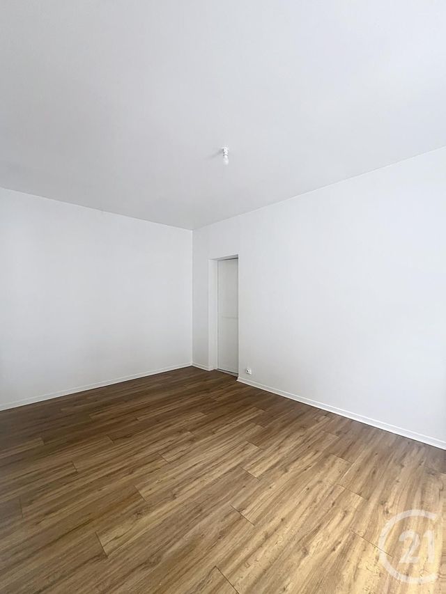 Appartement F1 &agrave; louer - 1 pi&egrave;ce - 23,88 m2 - Melun - 77 - ILE-DE-FRANCE