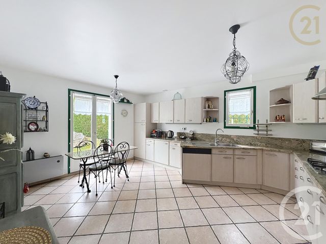 Maison à vendre - 6 pièces - 145 m2 - Boissise Le Roi - 77 - ILE-DE-FRANCE