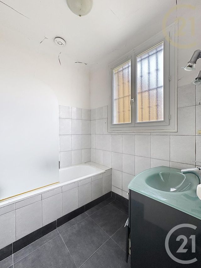 Maison à vendre - 7 pièces - 105,93 m2 - St Fargeau Ponthierry - 77 - ILE-DE-FRANCE