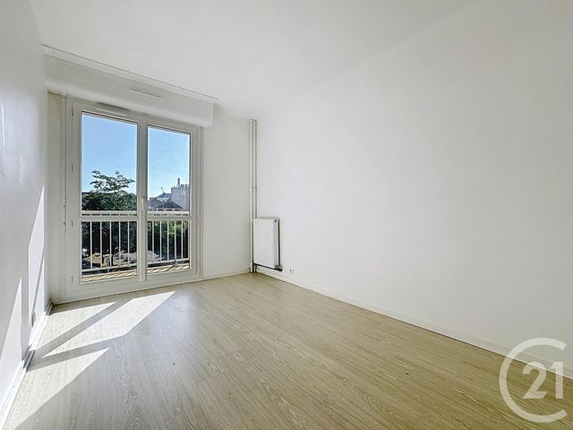 Appartement F3 à louer - 3 pièces - 72,28 m2 - Melun - 77 - ILE-DE-FRANCE