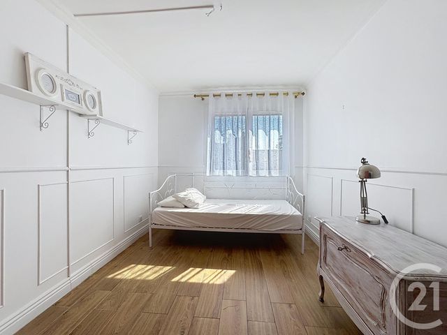 Appartement F4 à louer - 4 pièces - 72,82 m2 - St Fargeau Ponthierry - 77 - ILE-DE-FRANCE