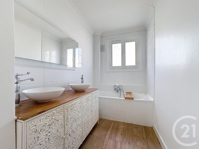 Appartement F4 à louer - 4 pièces - 72,82 m2 - St Fargeau Ponthierry - 77 - ILE-DE-FRANCE